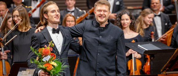Liepājas Simfoniskā orķestra 143. koncertsezonas atklāšana kopā ar Gunti Kuzmu un Joavu Levanonu