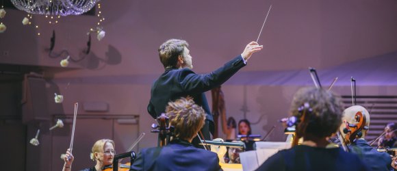 LIEPOJOS SIMFONINIS NAUJAMETINIS KONCERTAS su Lina Dambrauskaite,foto: Edgars Pohevičs