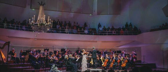 LIEPOJOS SIMFONINIS NAUJAMETINIS KONCERTAS su Lina Dambrauskaite,foto: Edgars Pohevičs