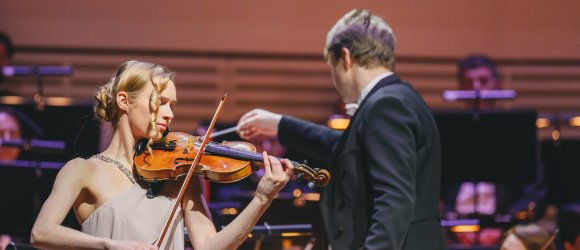 LIEPOJOS SIMFONINIS NAUJAMETINIS KONCERTAS su Lina Dambrauskaite,foto: Edgars Pohevičs
