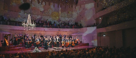 LIEPOJOS SIMFONINIS NAUJAMETINIS KONCERTAS su Lina Dambrauskaite,foto: Edgars Pohevičs