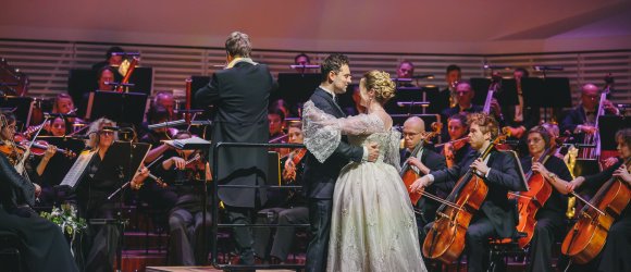 LIEPOJOS SIMFONINIS NAUJAMETINIS KONCERTAS su Lina Dambrauskaite