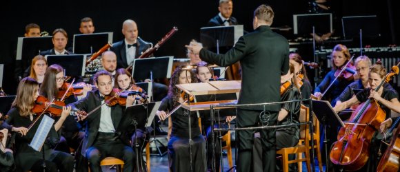 Rudens koncertinis turas su Guntis Kuzma ir Elza Siliņa,foto: Kristaps Anškens, Diāna Kārkliņa, Ņina Škļar ir Lina Černauskienė