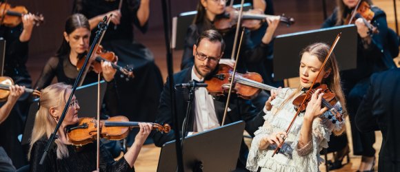 Rudens koncertinis turas su Guntis Kuzma ir Elza Siliņa,foto: Kristaps Anškens, Diāna Kārkliņa, Ņina Škļar ir Lina Černauskienė