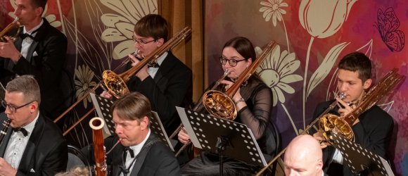 Rudens koncertinis turas su Guntis Kuzma ir Elza Siliņa,foto: Kristaps Anškens, Diāna Kārkliņa, Ņina Škļar ir Lina Černauskienė