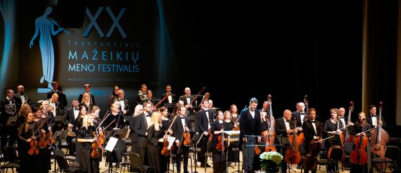 Rudens koncertinis turas su Guntis Kuzma ir Elza Siliņa,foto: Kristaps Anškens, Diāna Kārkliņa, Ņina Škļar ir Lina Černauskienė